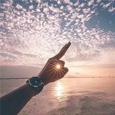 曼德海峡、霍尔木兹海峡,突发大消息!伊朗军方:正在搜捕美军!油价拉升,韩国股市跳水...